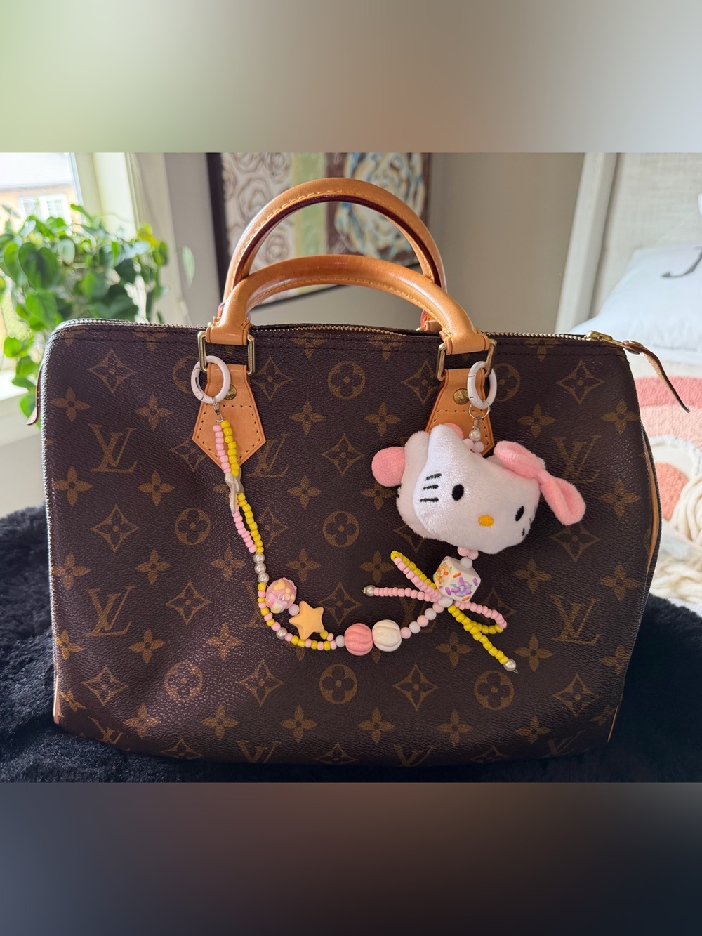 Hello Kitty Pink Bag Charm